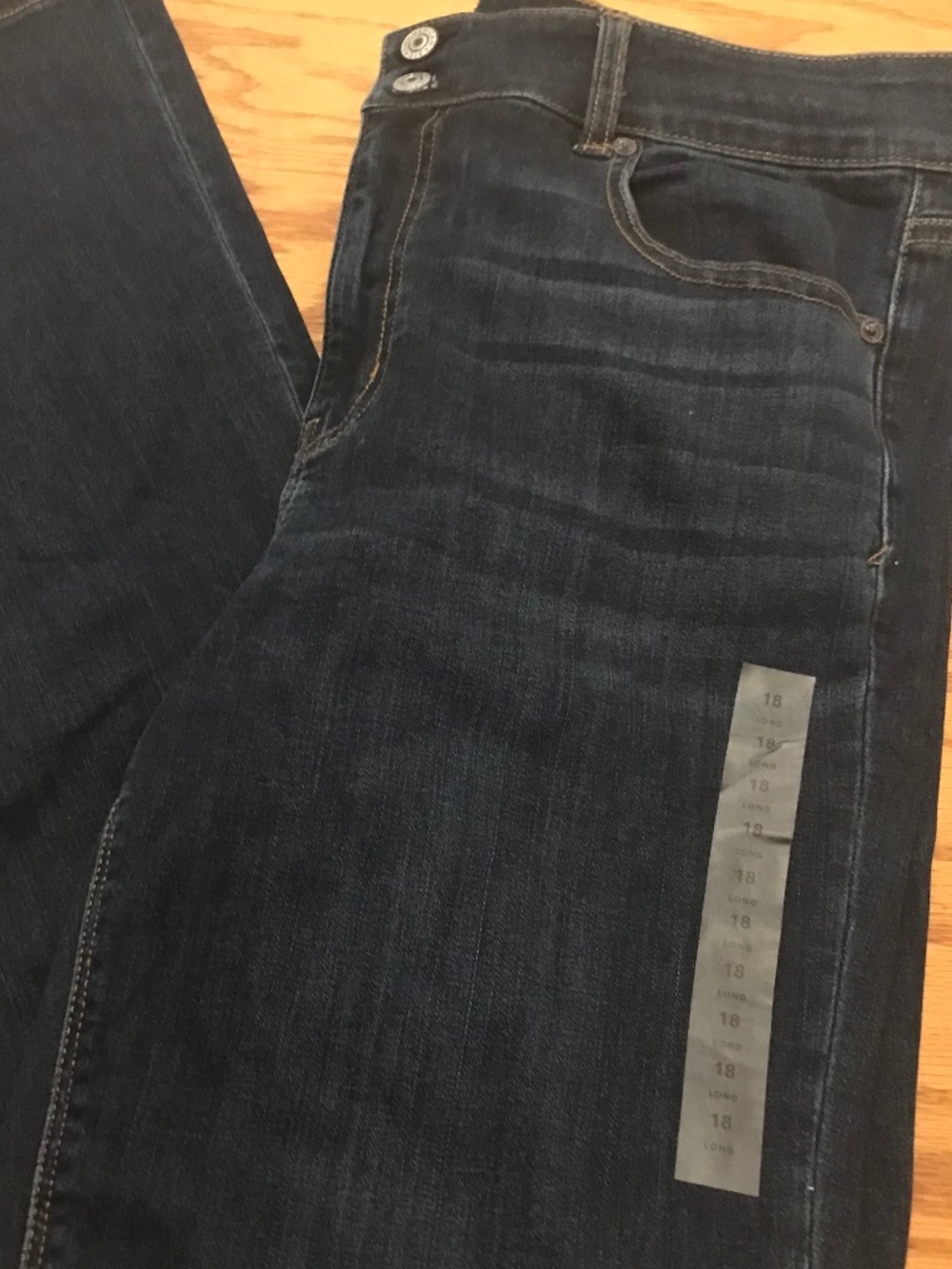 AMERICAN EAGLE HI RISE ARTIST FLARE JEAN SIZE 18 LONG